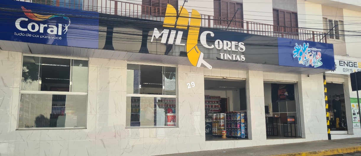 Fachada frontal da Mil Cores Tintas